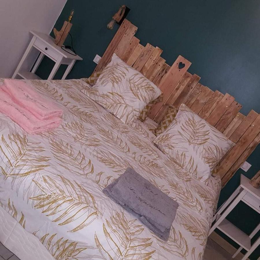 Le Kalarino Bed & Breakfast Saint-Remeze ภายนอก รูปภาพ