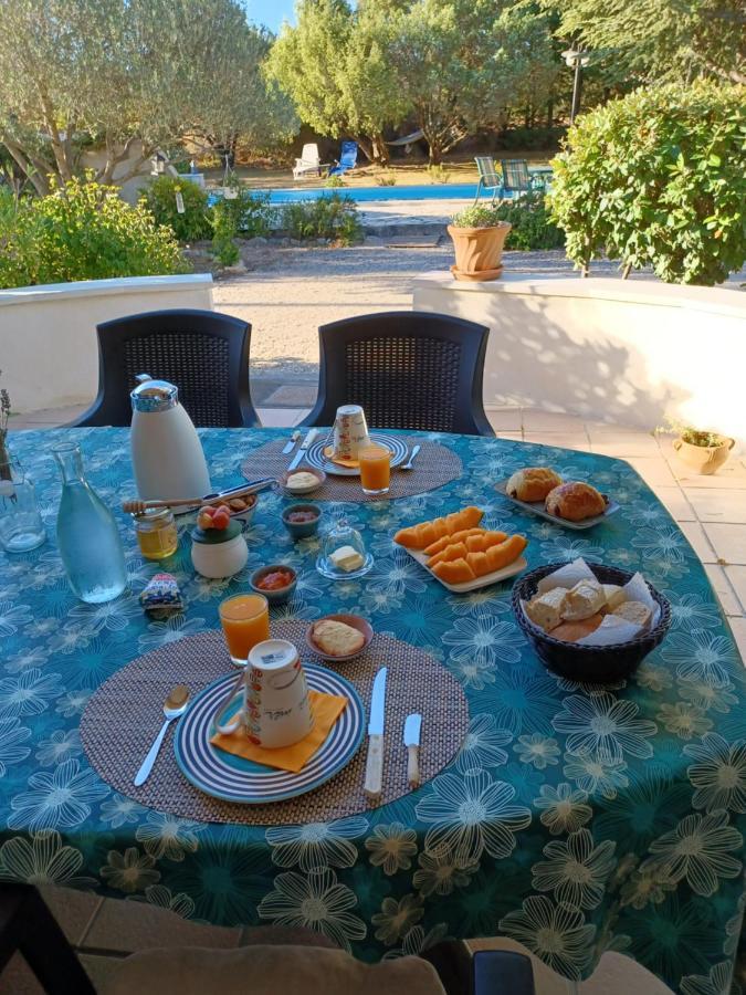 Le Kalarino Bed & Breakfast Saint-Remeze ภายนอก รูปภาพ